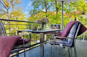 Balkon mit Blick ins Grüne