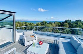 Dachterrasse mit Seeblick